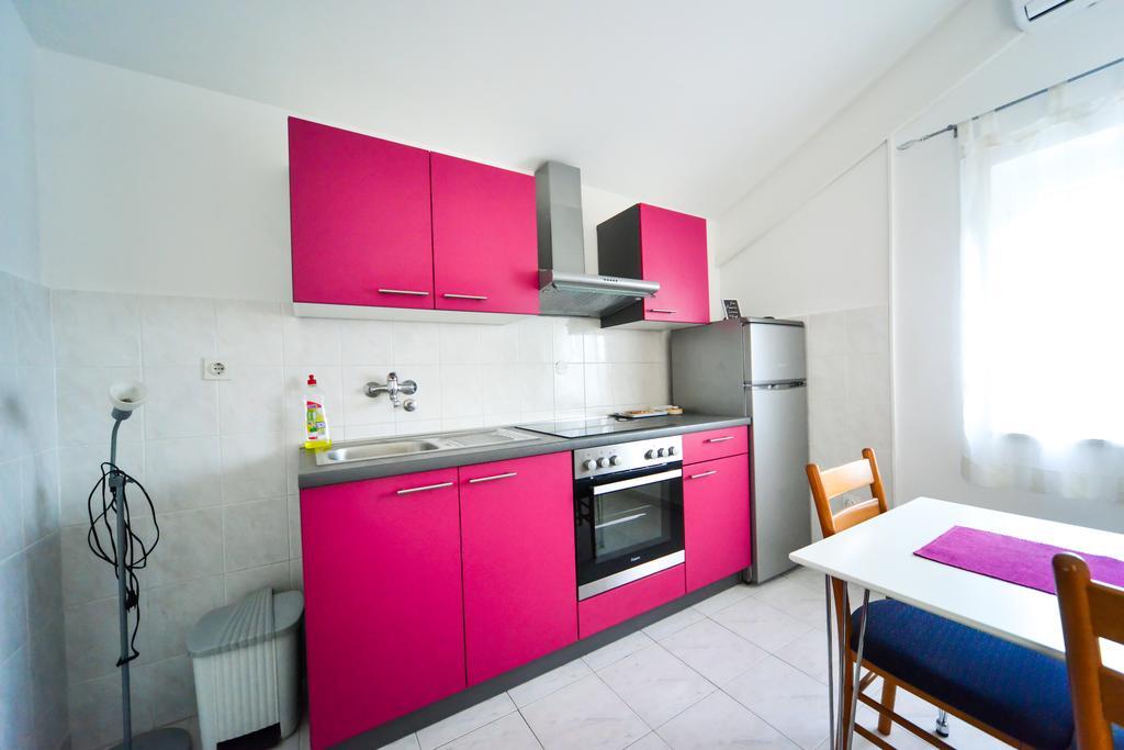 Apartments Valentina Petrcane Exterior photo