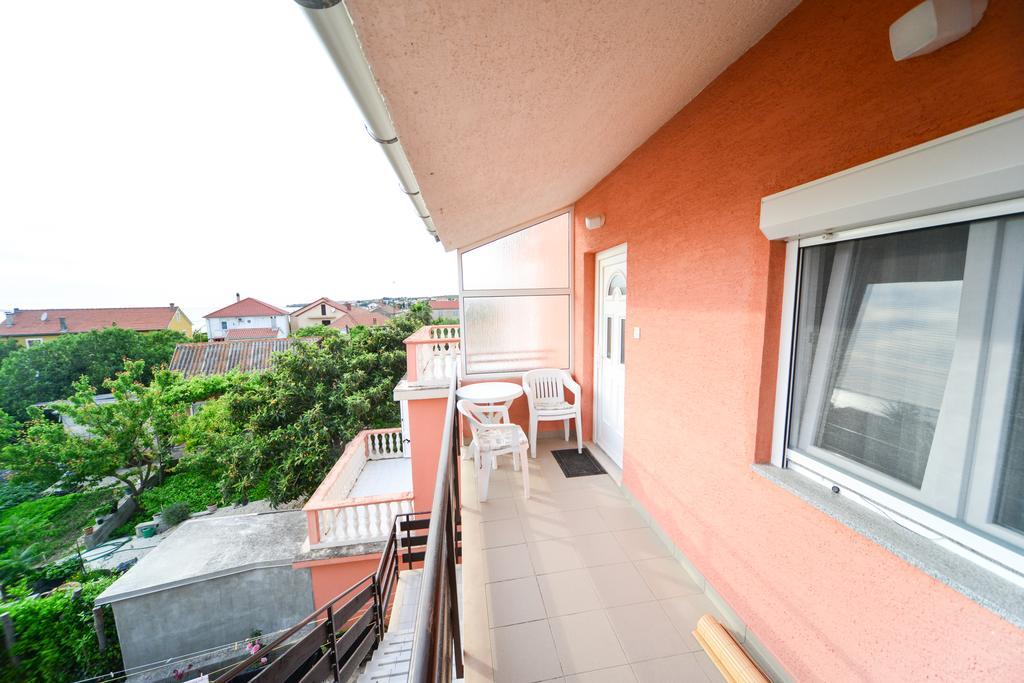 Apartments Valentina Petrcane Exterior photo